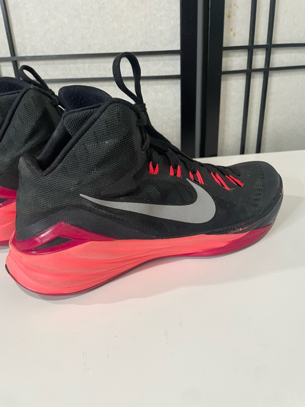 2014 Nike Hyperdunk Black Pink Coral Basketball 654252-001  Size 9.5 - Picture 5 of 8